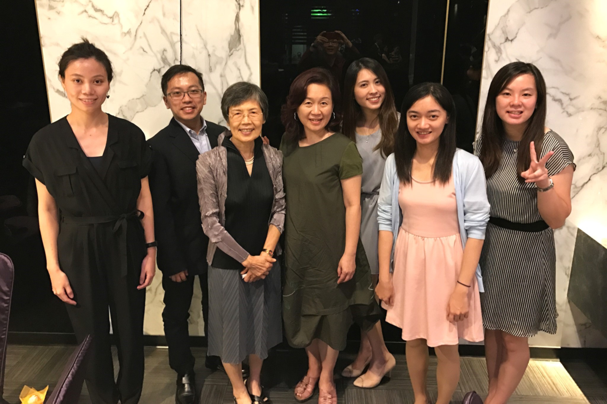 教學對李老師而言,不只是一份職業,而是投入一生的志業;即使在她離開之後,她對學生的關心也沒有停止。