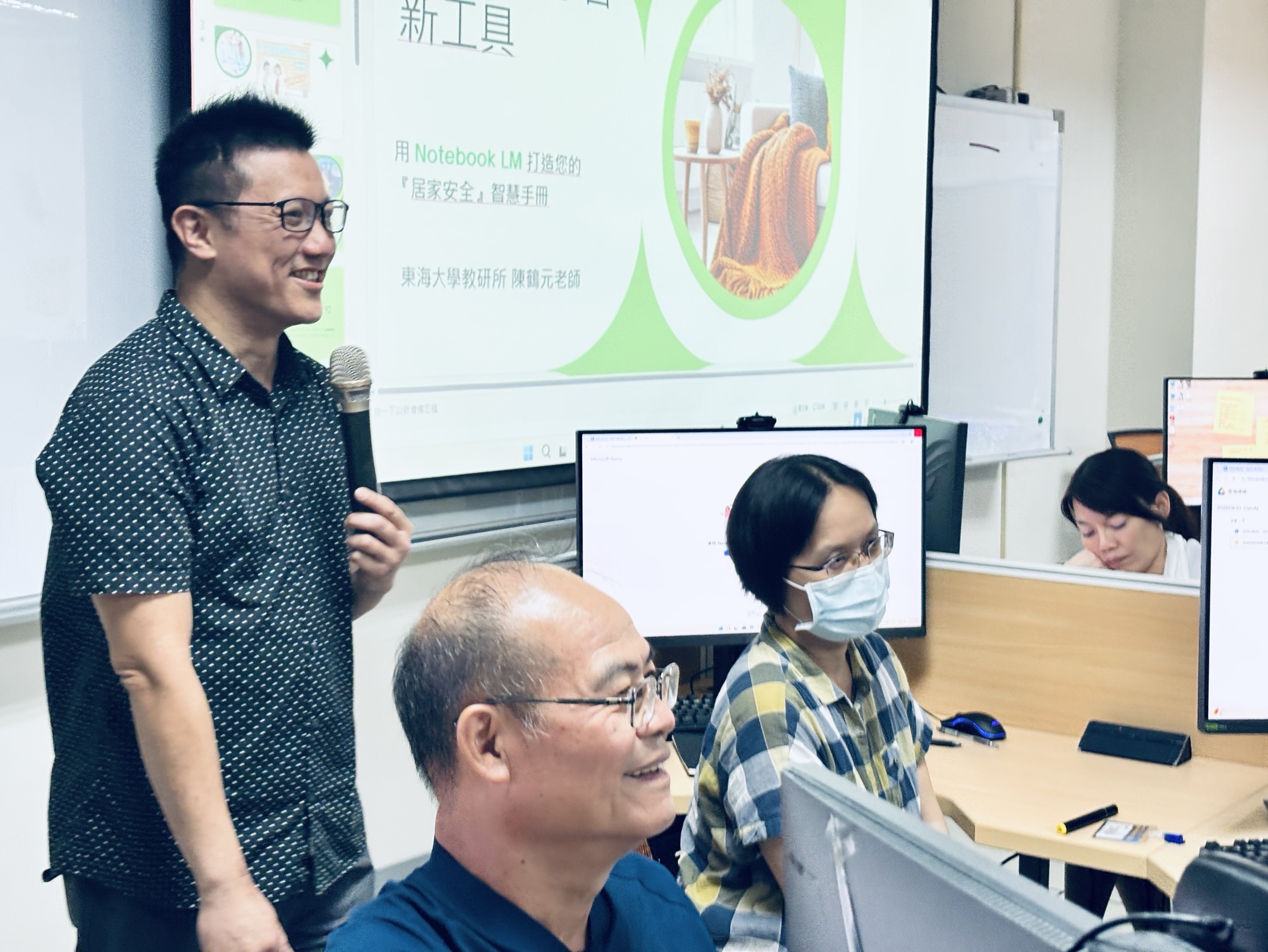 教研所所長陳鶴元指出，這次的黑客松讓教師透過分組共學到共創，並學習運用AI Agent視覺化工具建構教學流程。